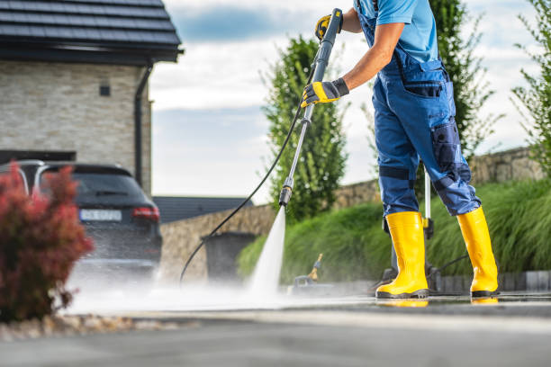 Best Sidewalk and Walkway Cleaning  in Erlanger, KY